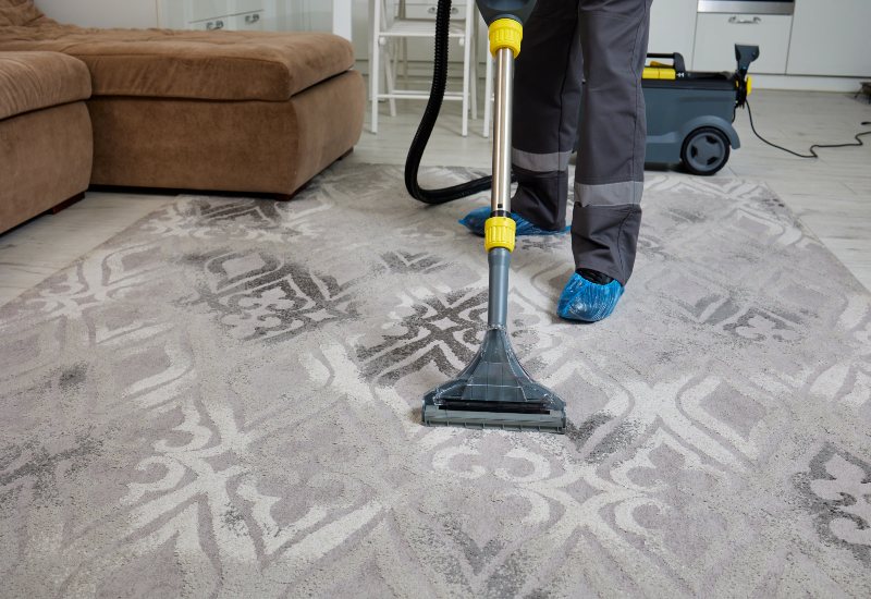 An expert from Special Ops Clean Team is offering property management cleaning services in Phoenix